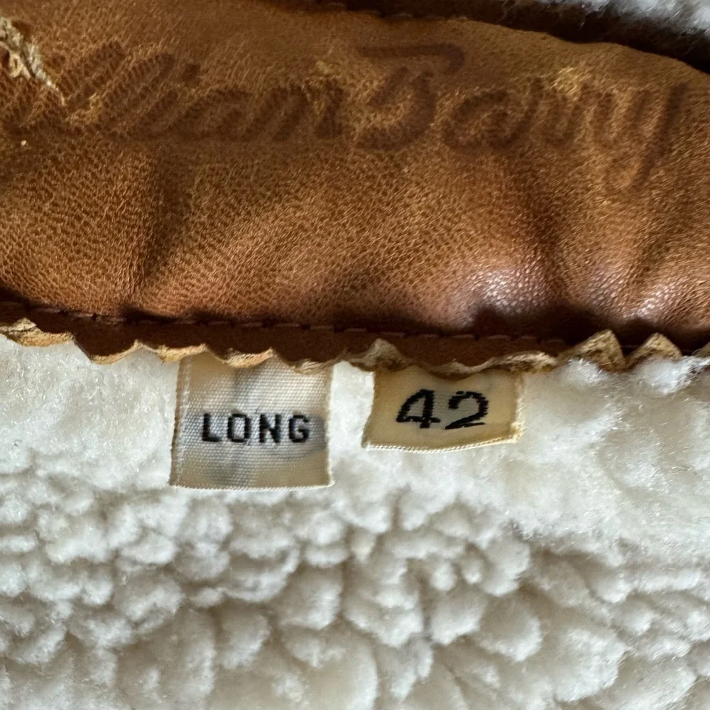 Vintage William Barry tan suede hoodie jacket with Sherpa lining Size 42 Long